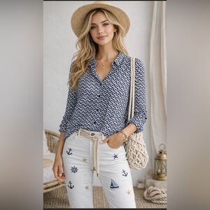 𝅺MILANO Italian oversize  long sleeve flowy white and bleu size 46